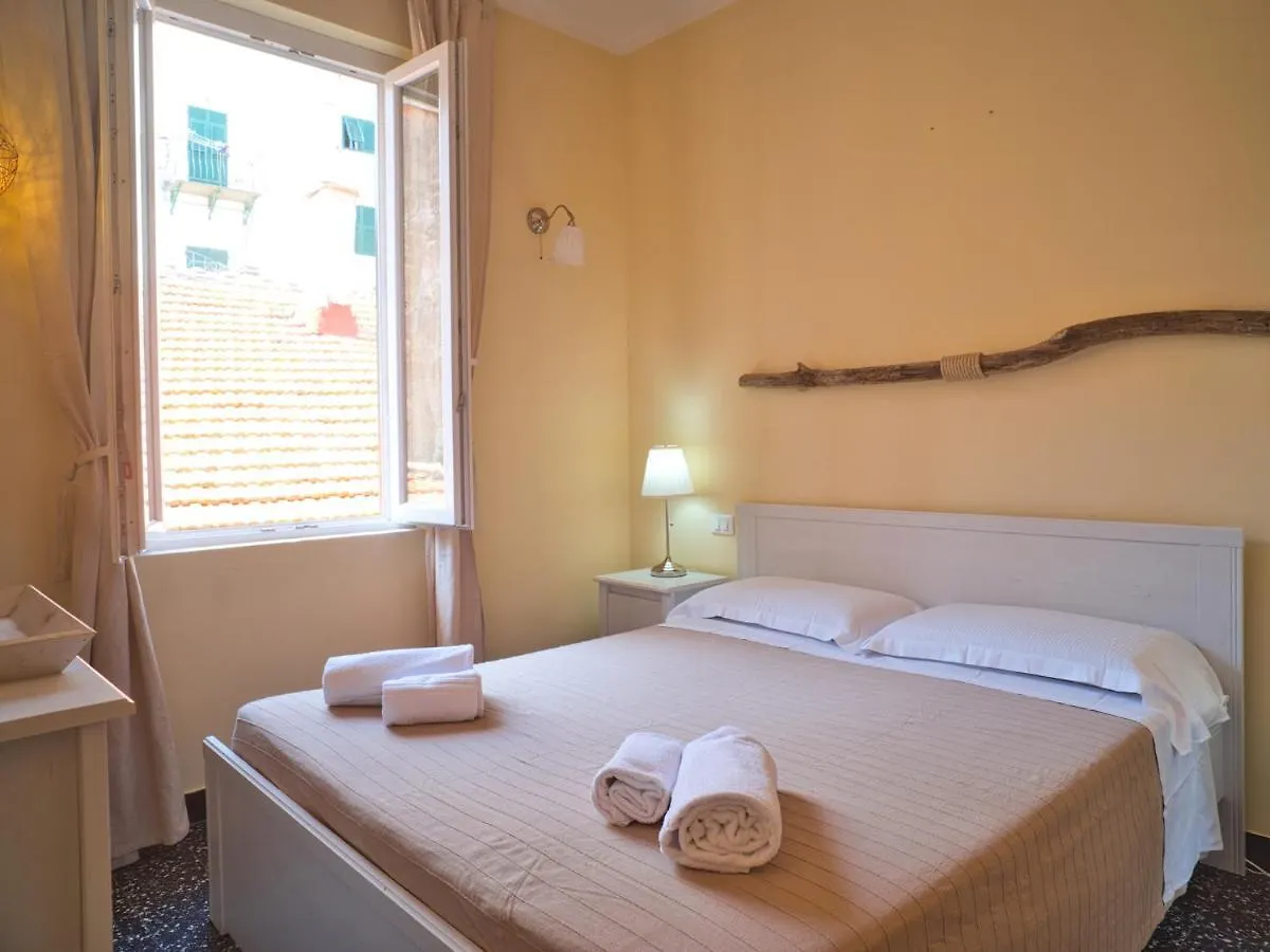 Hotel 2 Passi Dal Mare Finale Ligure 0*,  Italien