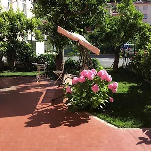 Gasthof Casa Luigia Mtb In Finalborgo, Finale Ligure